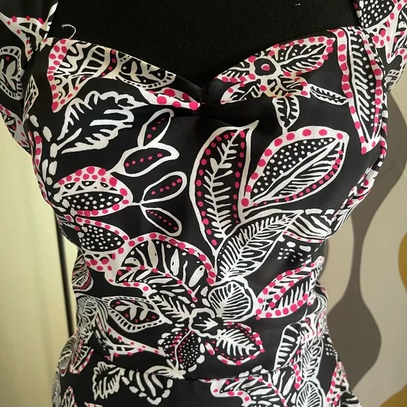 1940s style, rayon, sarong dress - Picture 2 of 3